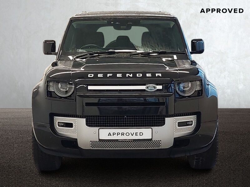 More views of Land Rover Defender