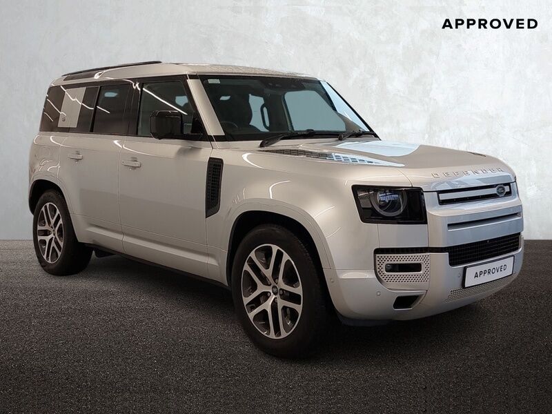 More views of Land Rover Defender