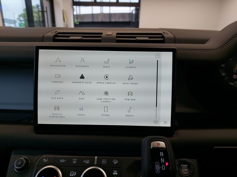 More views of Land Rover Defender