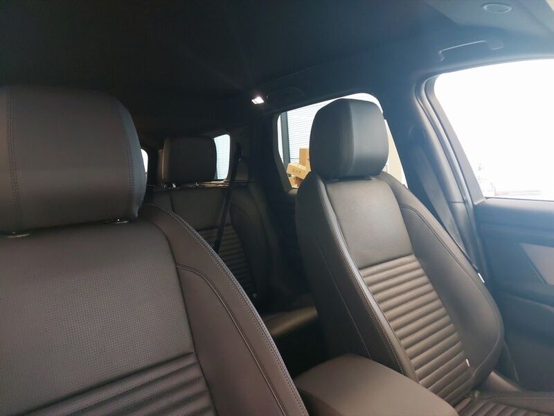 More views of Land Rover Discovery Sport