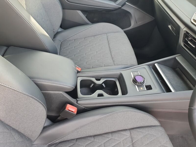 More views of Volkswagen Tiguan