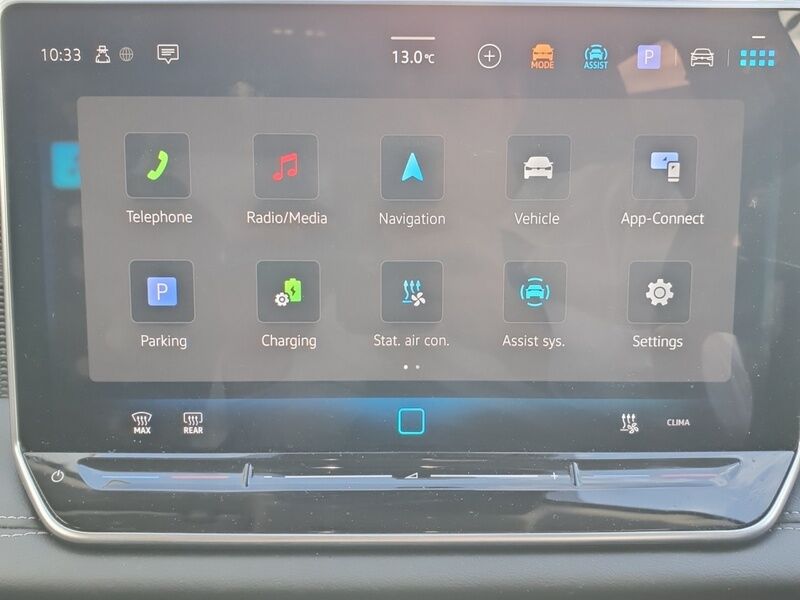 More views of Volkswagen Tiguan