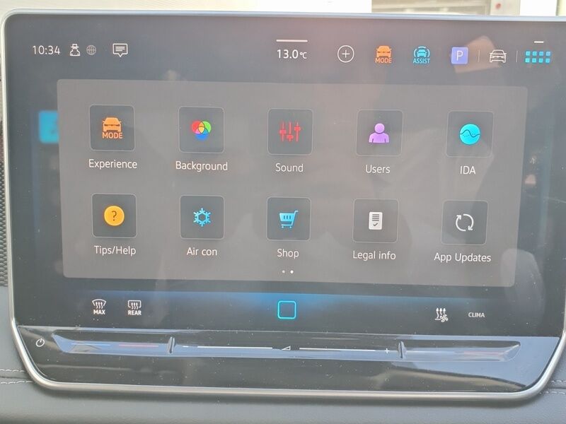 More views of Volkswagen Tiguan