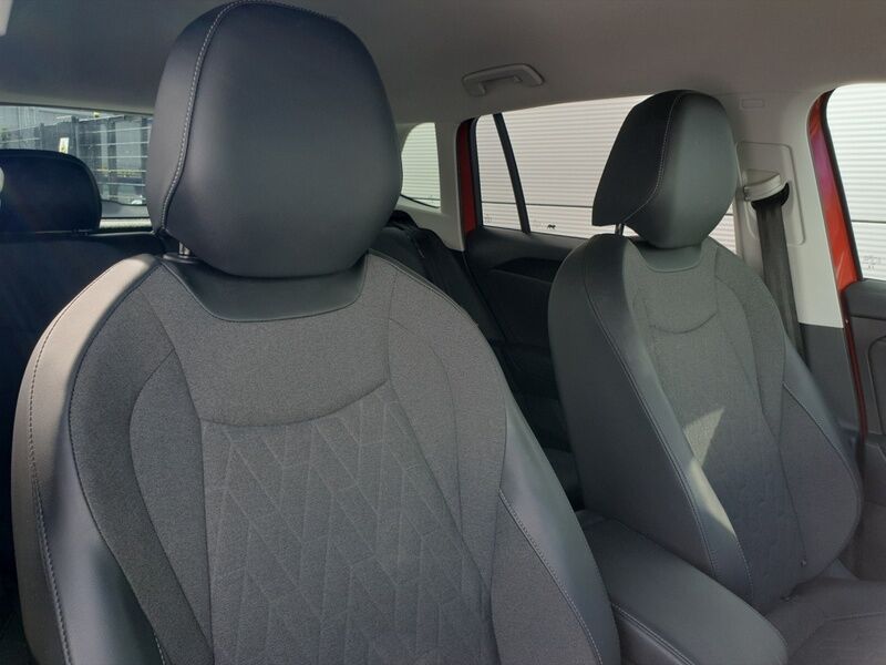 More views of Volkswagen Tiguan