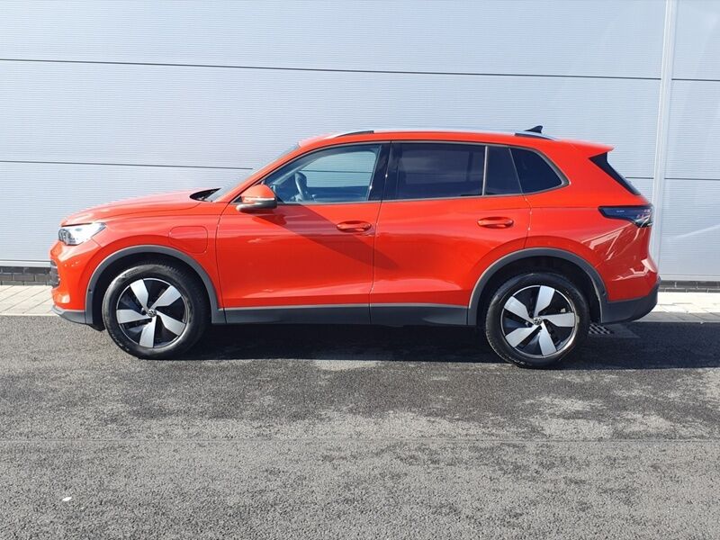 More views of Volkswagen Tiguan