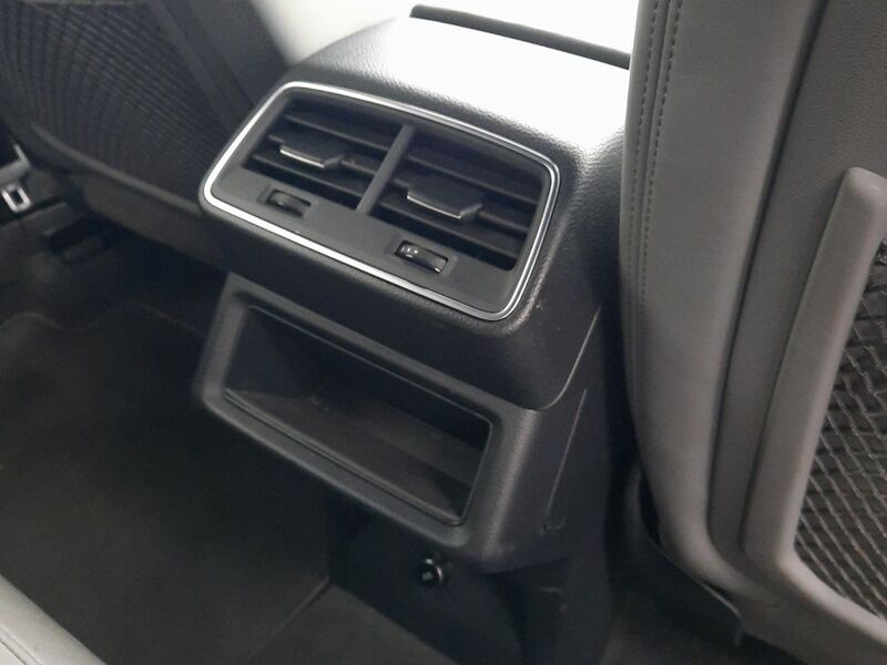 More views of Audi Q8 e-tron