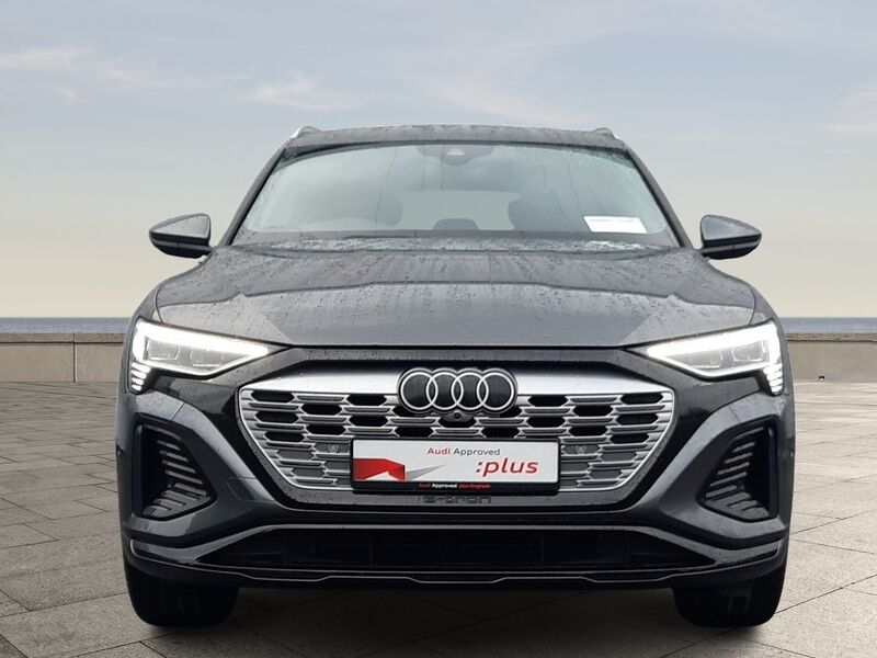 More views of Audi Q8 e-tron
