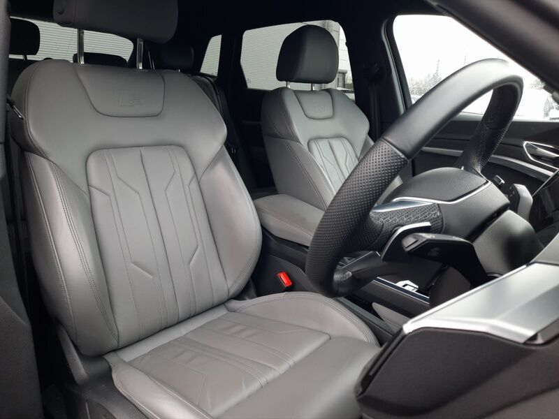 More views of Audi Q8 e-tron