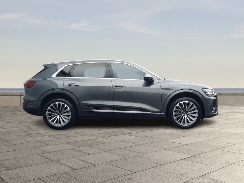 More views of Audi Q8 e-tron