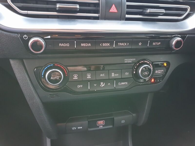 More views of Kia e-Niro