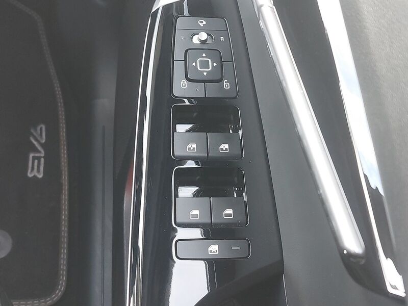 More views of Kia EV6