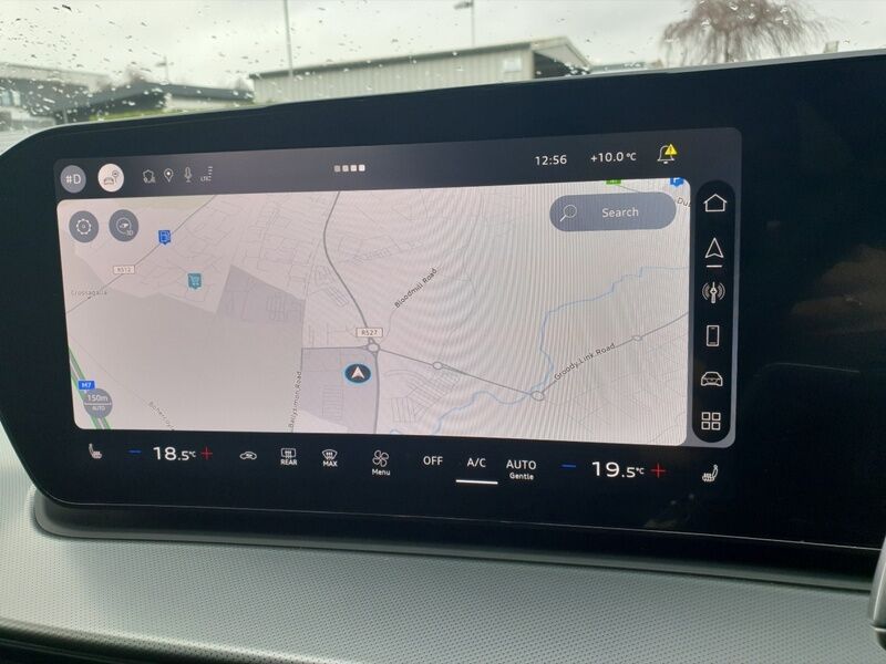 More views of Audi Q3