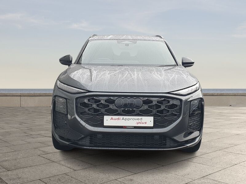 More views of Audi Q3