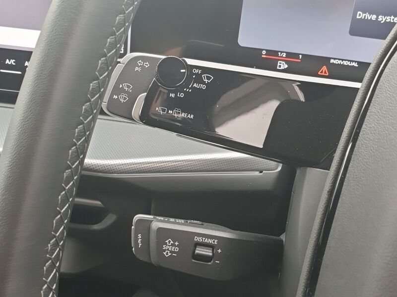 More views of Audi Q3