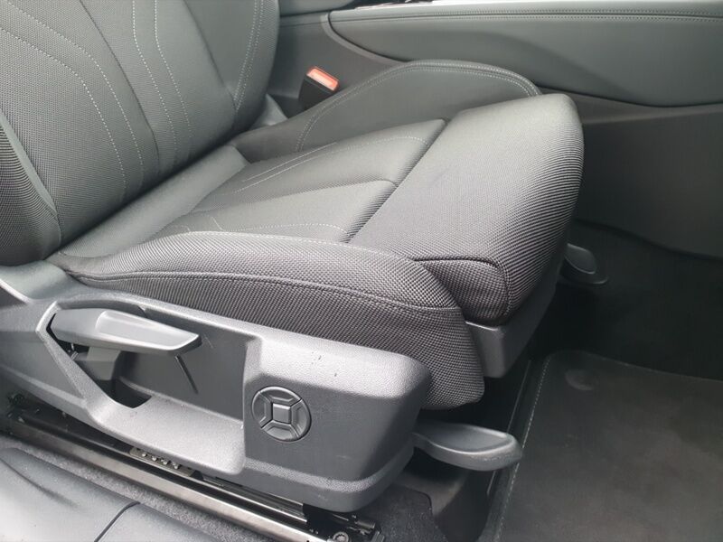 More views of Audi Q3