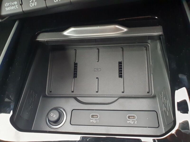 More views of Audi Q3