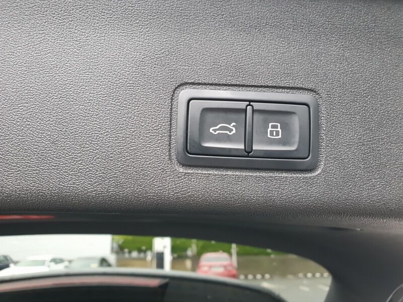 More views of Audi Q3