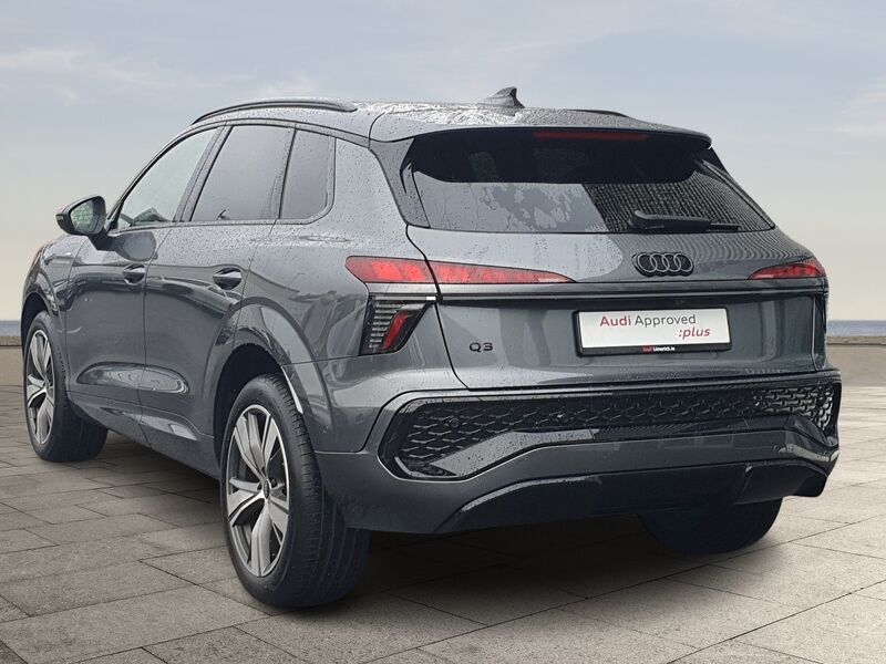 More views of Audi Q3