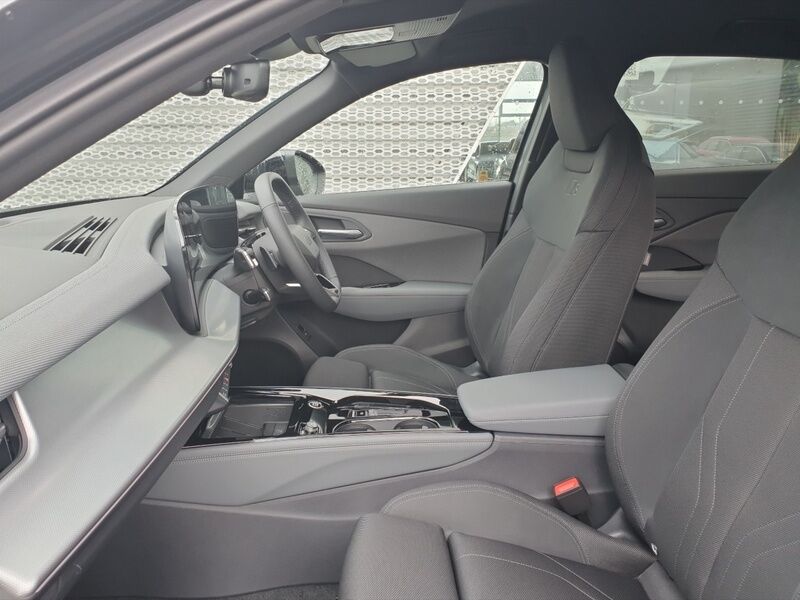 More views of Audi Q3