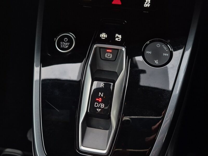 More views of Audi Q4 e-tron