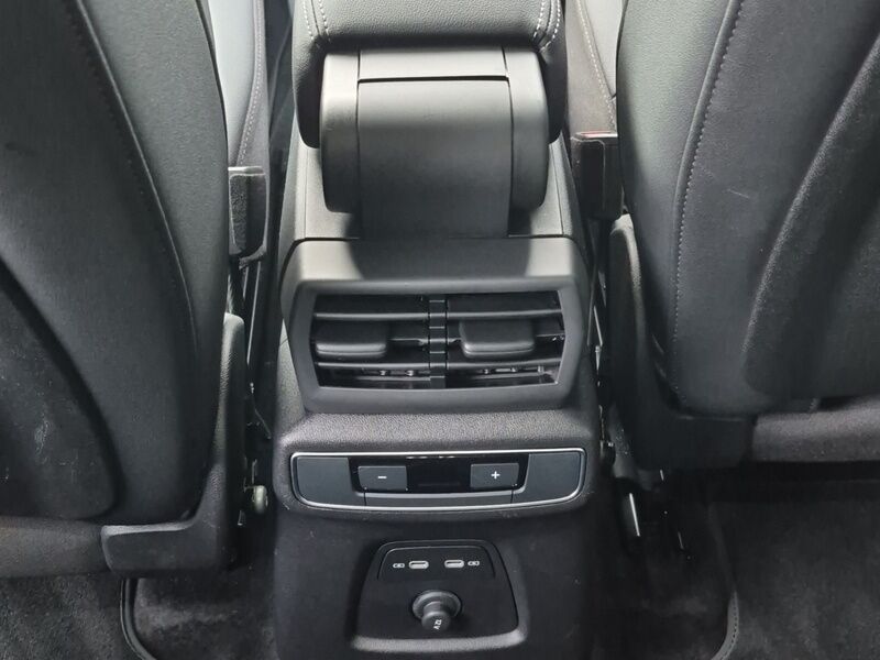 More views of Audi Q4 e-tron