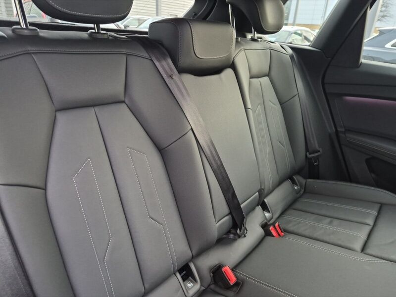 More views of Audi Q4 e-tron