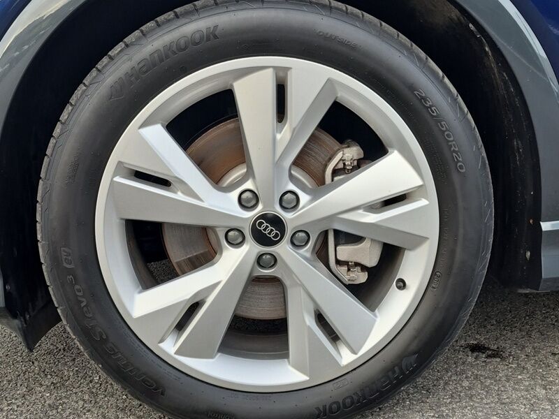 More views of Audi Q4 e-tron