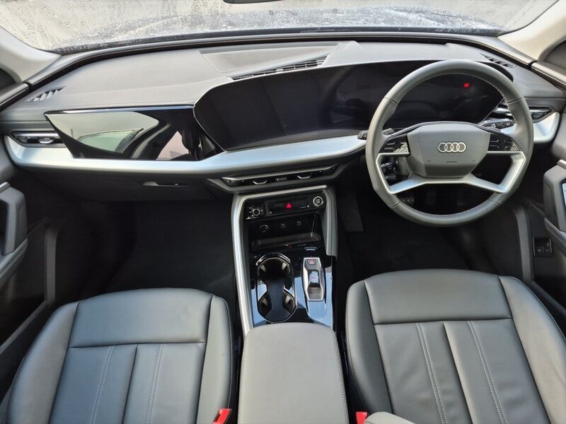 More views of Audi Q5