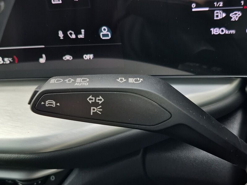 More views of Audi Q5