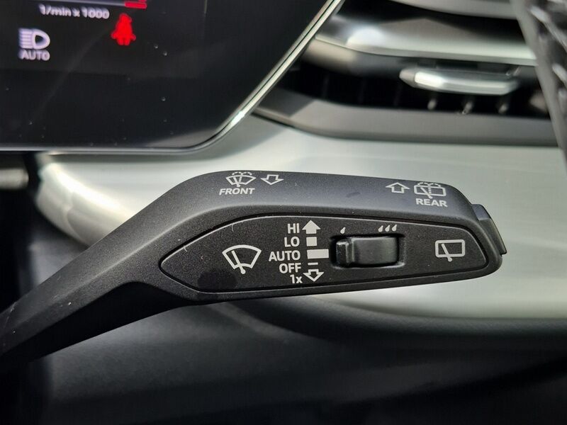 More views of Audi Q5