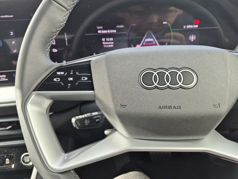 More views of Audi Q5