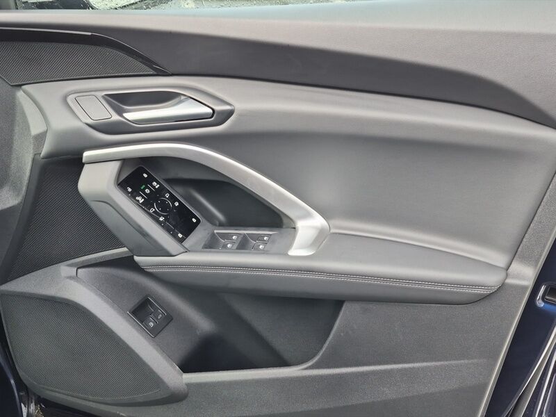 More views of Audi Q5