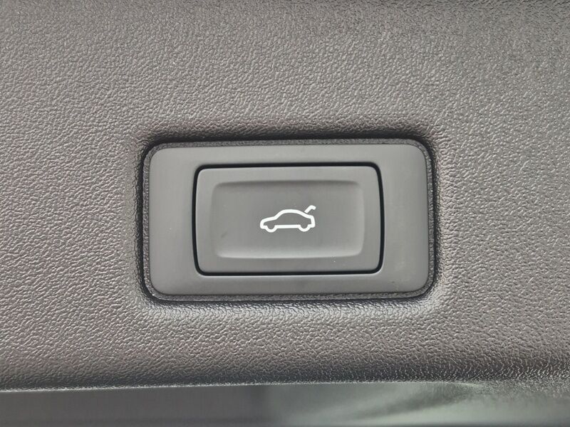 More views of Audi Q5