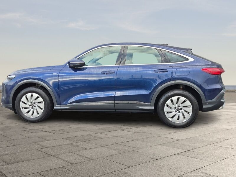 More views of Audi Q5