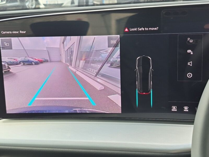 More views of Audi Q5