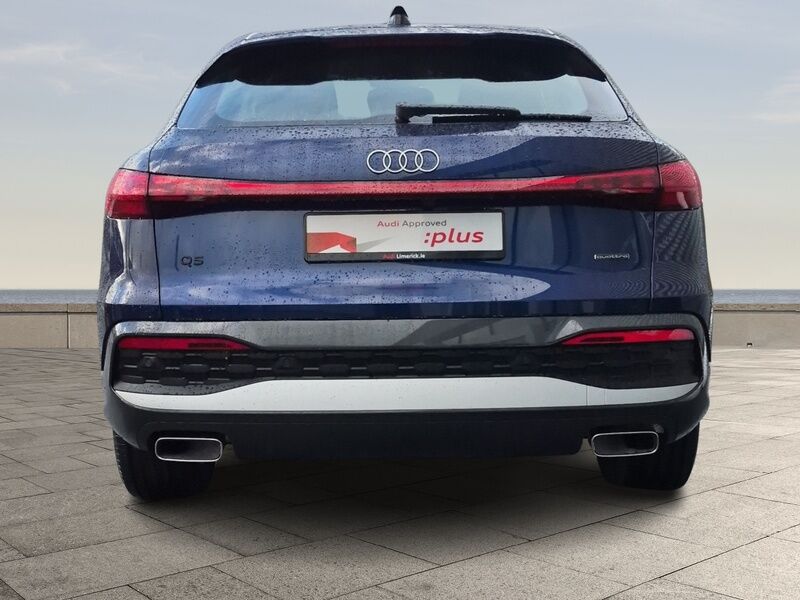 More views of Audi Q5