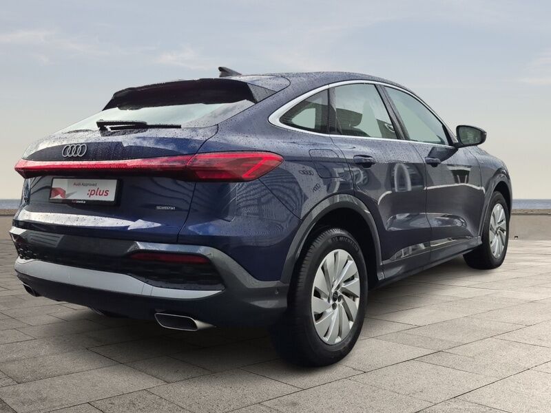 More views of Audi Q5