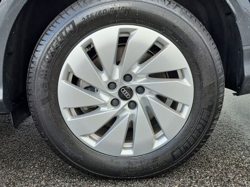 More views of Audi Q5