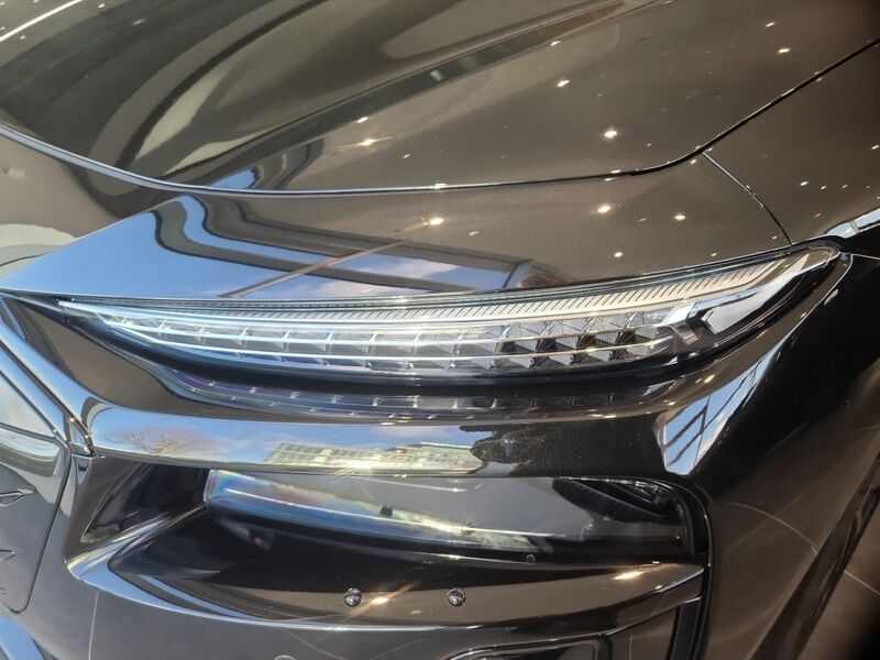 More views of Audi A6