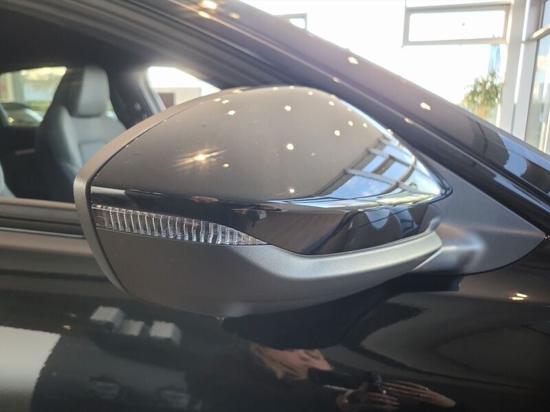 More views of Audi A6