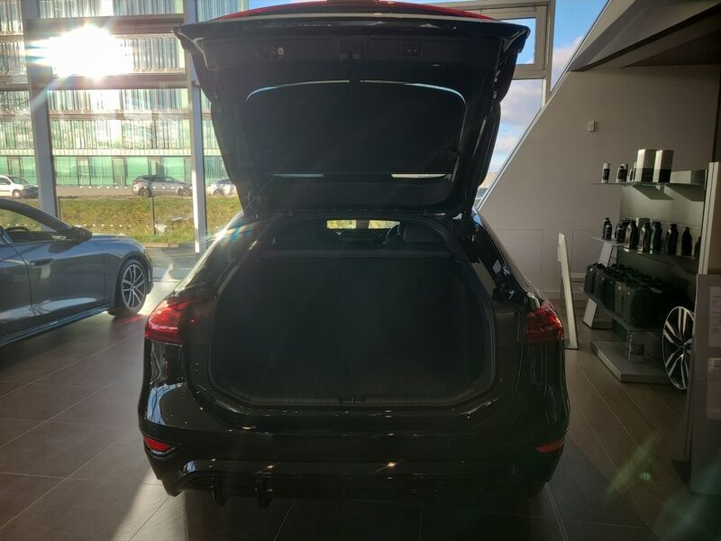 More views of Audi A6