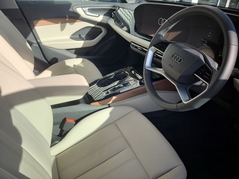 More views of Audi A5