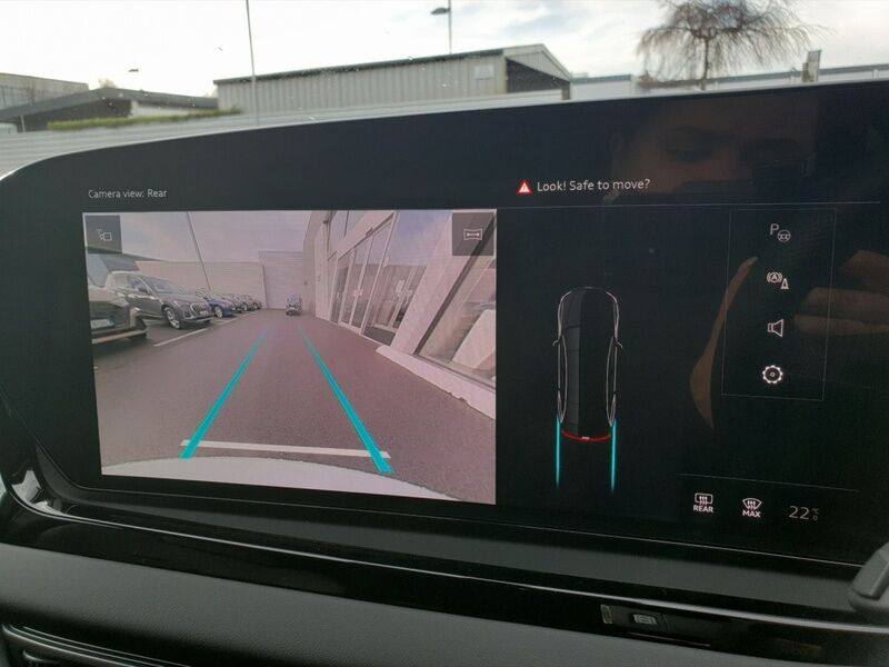 More views of Audi A6