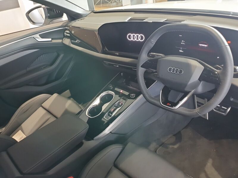 More views of Audi A6