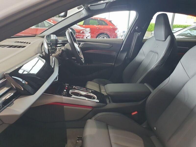 More views of Audi A6