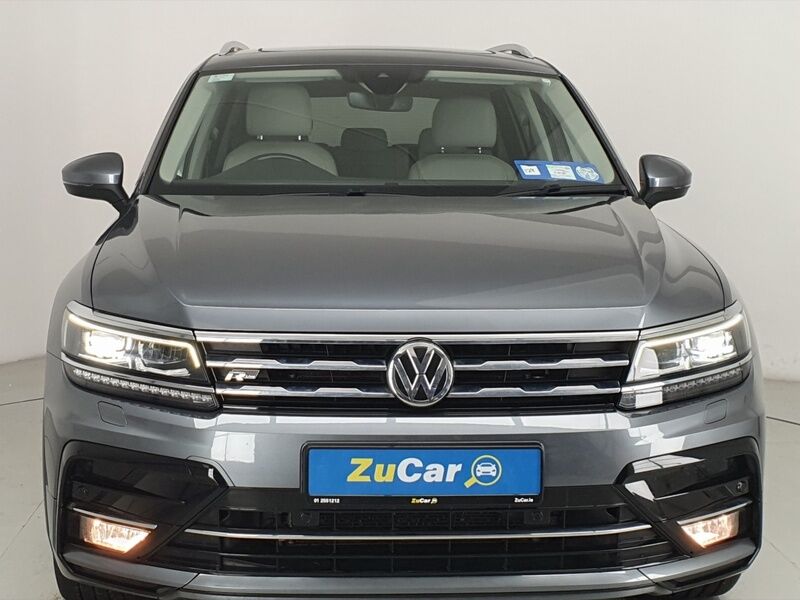 More views of Volkswagen Tiguan Allspace