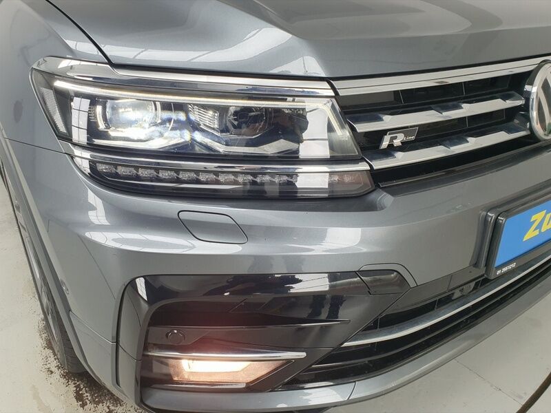 More views of Volkswagen Tiguan Allspace