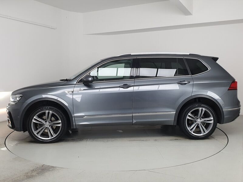 More views of Volkswagen Tiguan Allspace