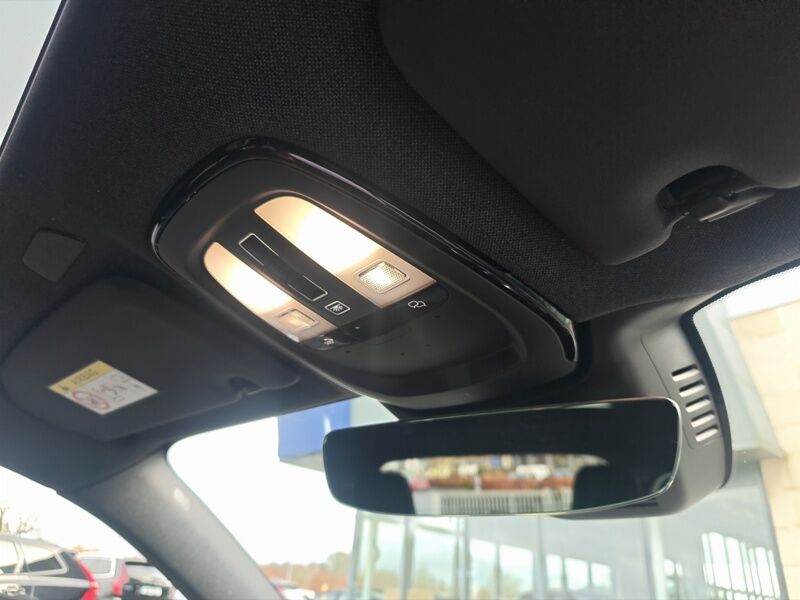 More views of Volvo XC40