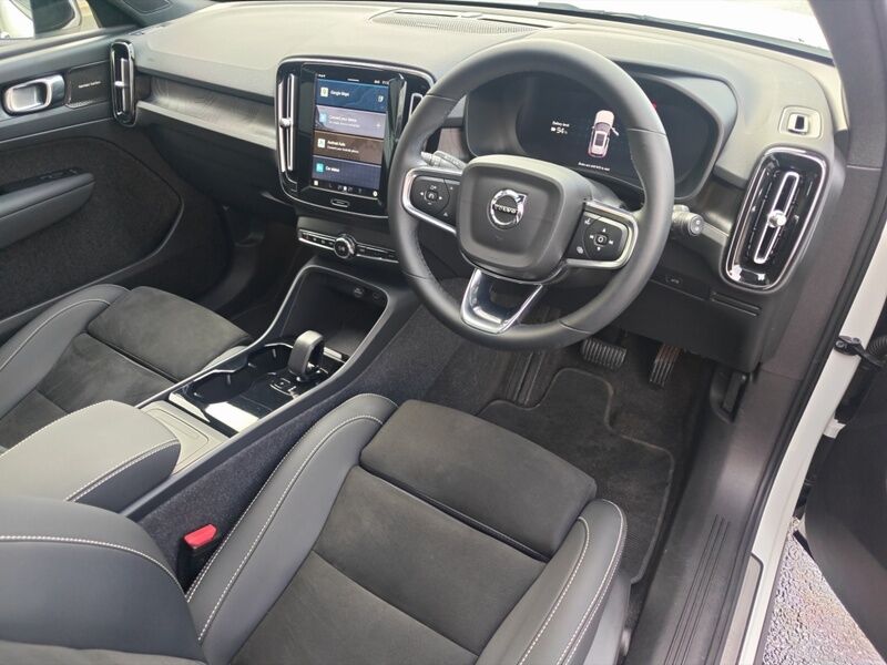 More views of Volvo XC40